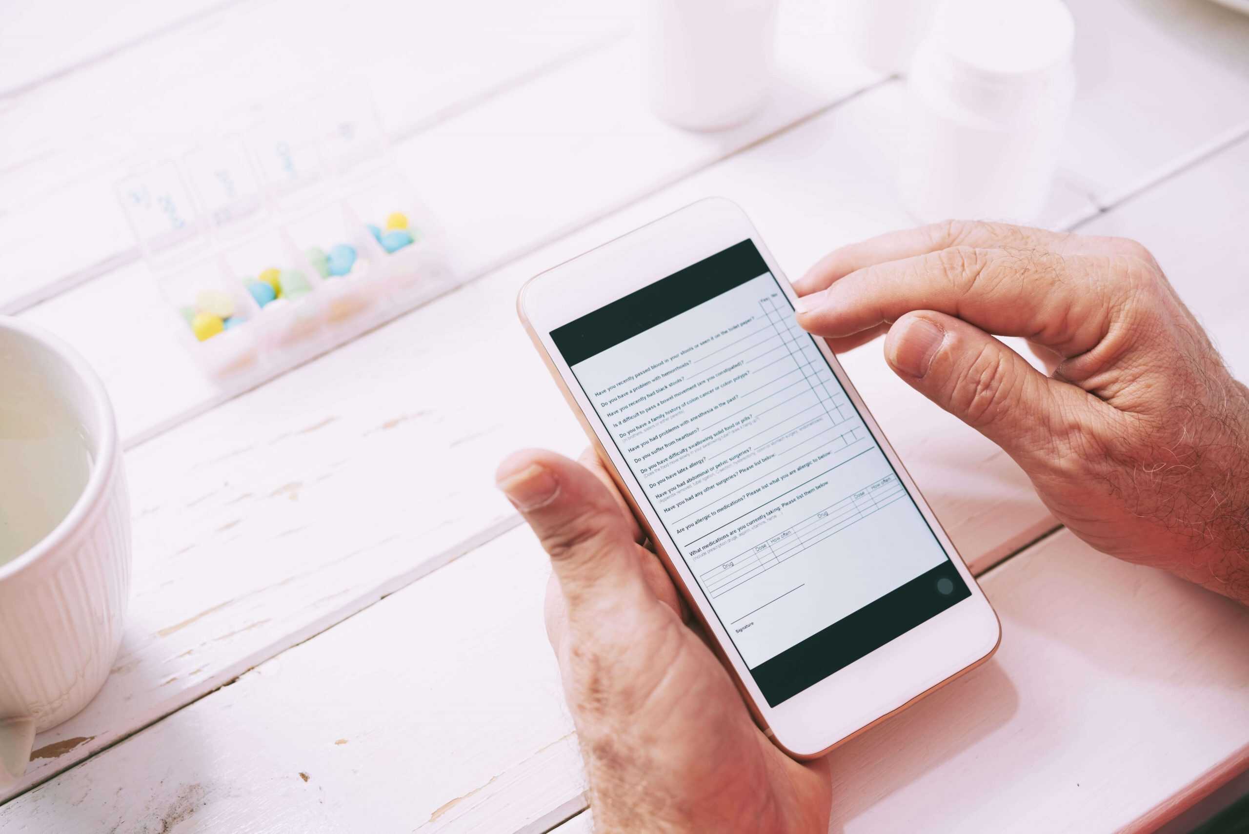patient filling online form out